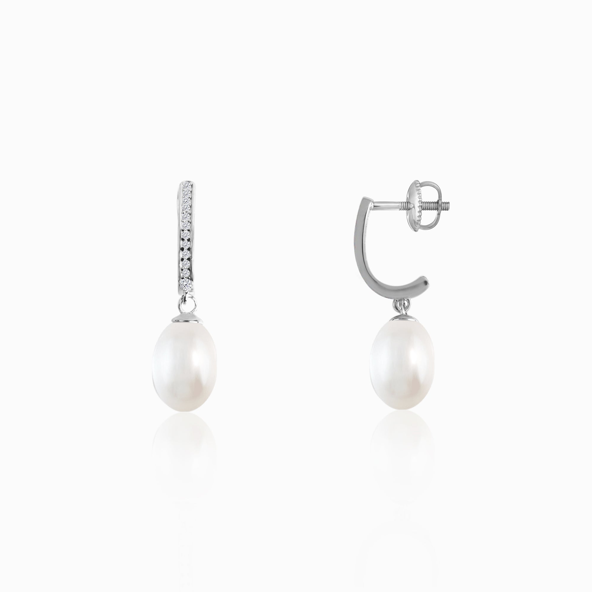 Buy HAUTE CURRY Rose Gold Dazzaling Pearl Drop Earrings With American  Diamonds | Shoppers Stop